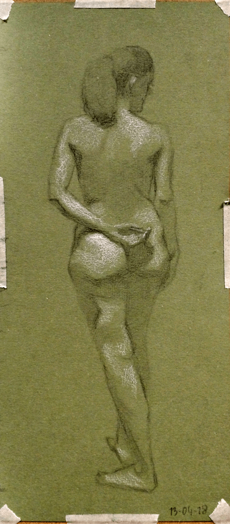 2 hours Figure standing Contraposto Back sketch, pencil and whitechalk on green paper